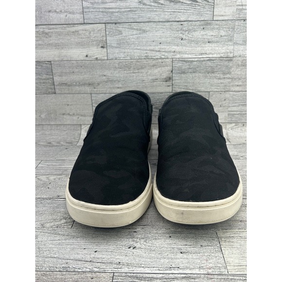 Olukai Pehuea Pa I‎ Women's Black Camo Slip On Sneakers Shoes US W9.5 EUR 39.5 - Picture 3 of 11